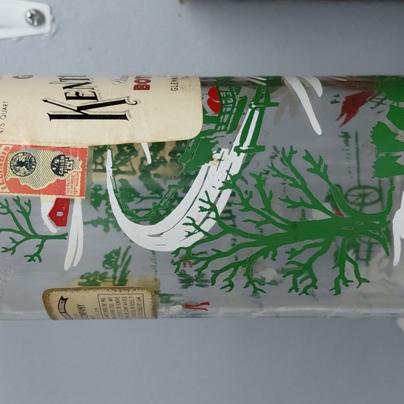 Vintage Kentucky Tavern Whiskey Bottle - Green and White - Picture 4 of 9